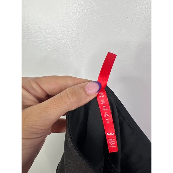 NEW Spanx Faux Leather Casual Elastic Waist Pull On Leggings Black Size: Medium - Picture 7 of 10